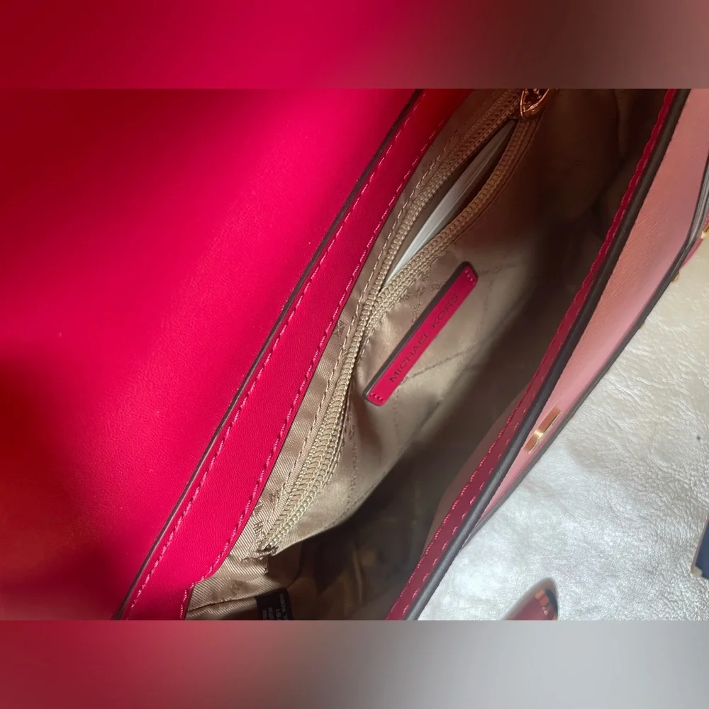 NWT Michael Kors Leida Medium Studded Shoulder/Crossbody in Electric Pink ⚡️ ⚡️ - Picture 12 of 17